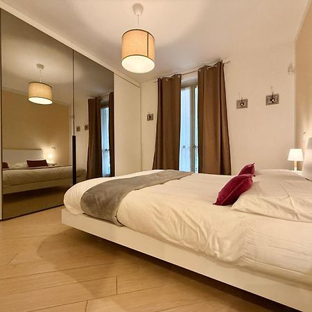 Comecasa Modern Apartment In Historical Centre Asti Exterior photo
