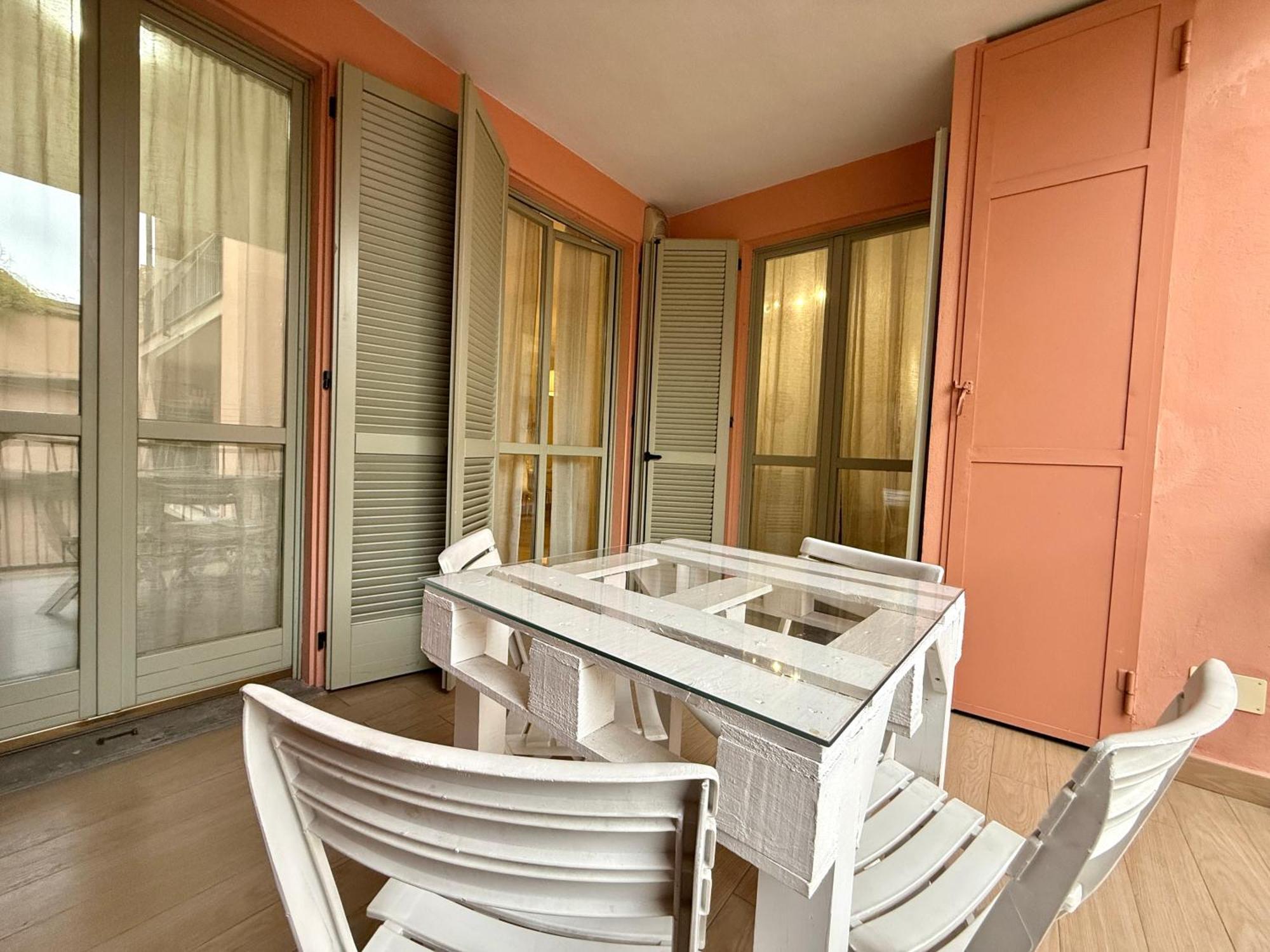 Comecasa Modern Apartment In Historical Centre Asti Exterior photo